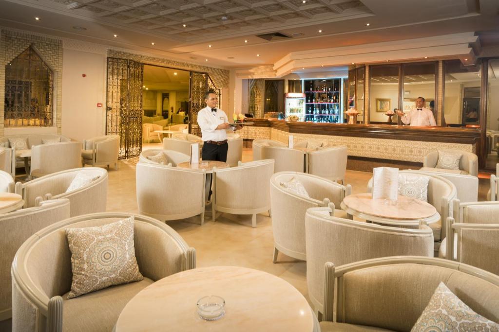 Hosté ubytování Palm Beach Palace Tozeur
