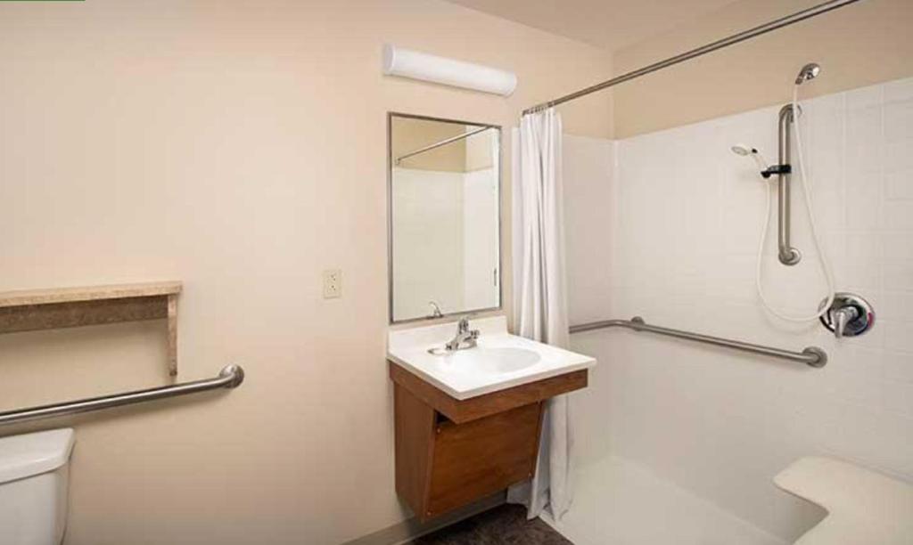 WoodSpring Suites Allentown photo