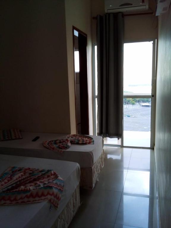  HOTEL BRASILIA
