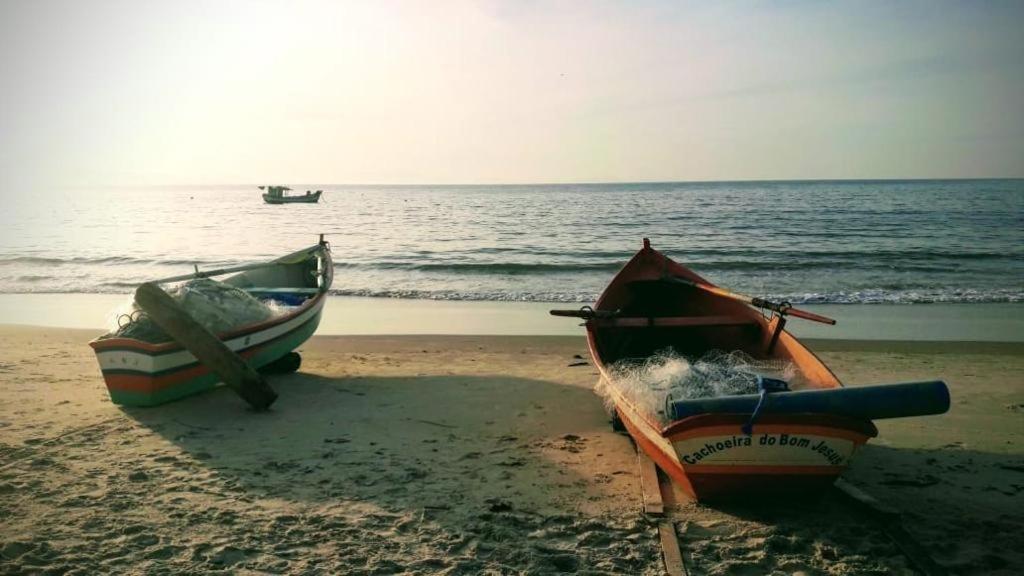  DE FRENTE PARA O MAR EM CONDOMÍNIO DE LUXO