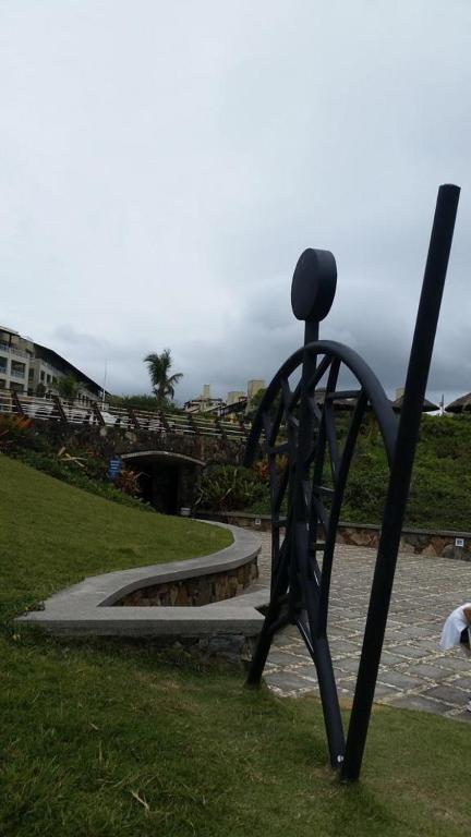  DE FRENTE PARA O MAR EM CONDOMÍNIO DE LUXO