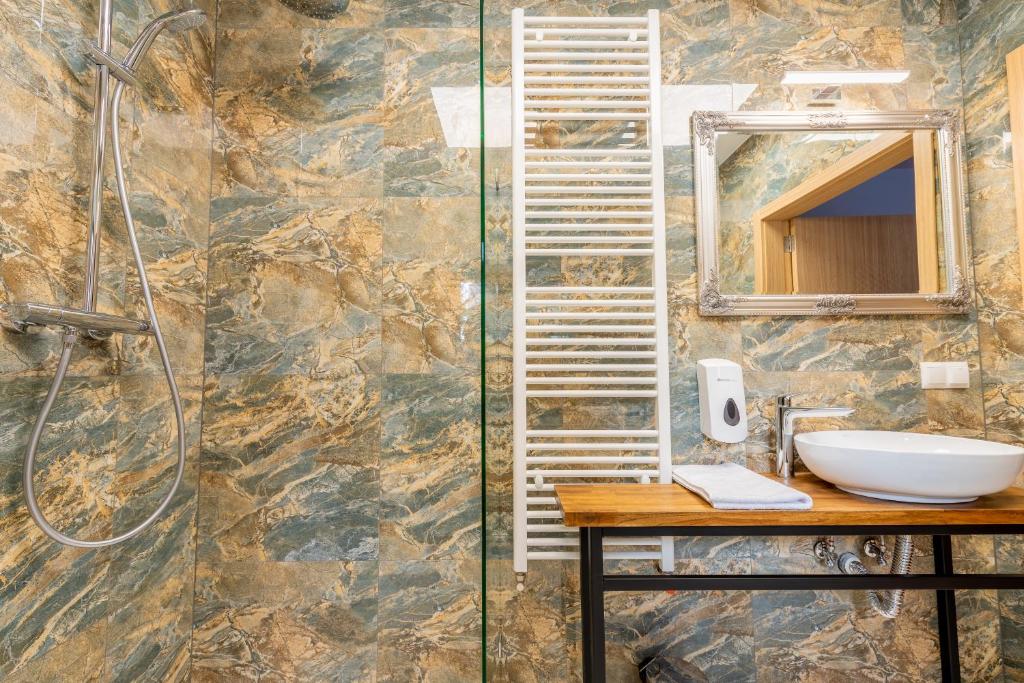 Kamienica Zamenhofa - Apartamenty na wynajem - 3