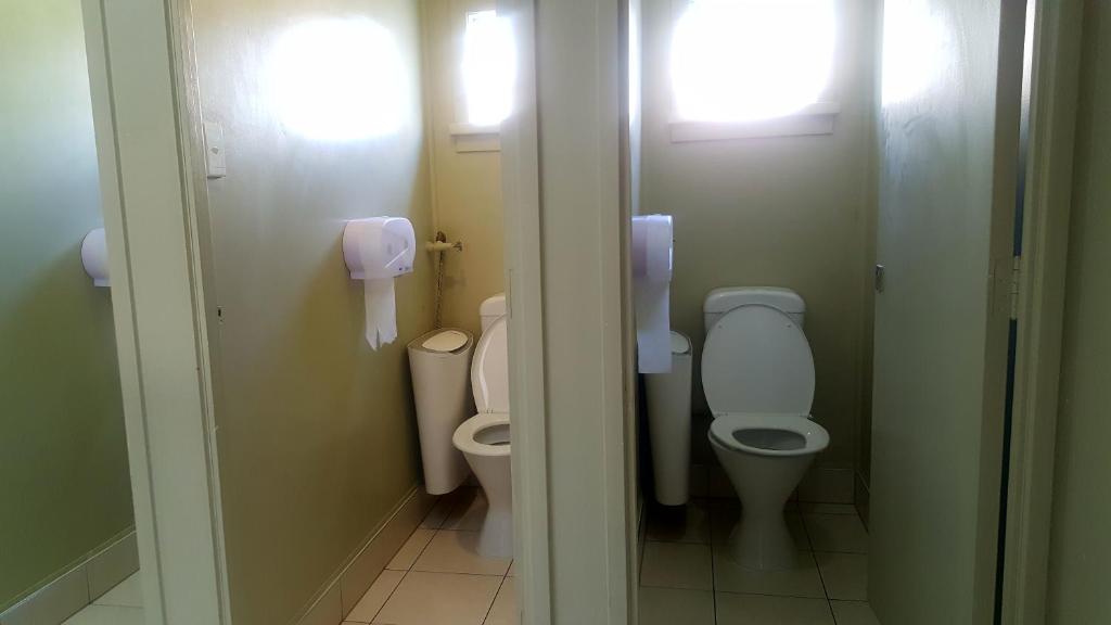 Kiwi International Hotel photo
