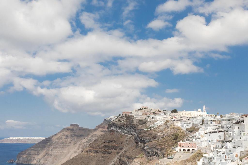 Doukas Caldera Suites - 14