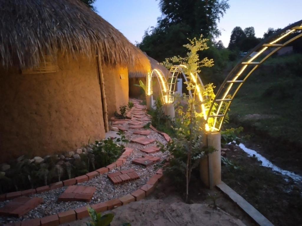 Homestay Nang Nghieng - Habitación Doble De Lujo (1 Adulto + 1 Niño)