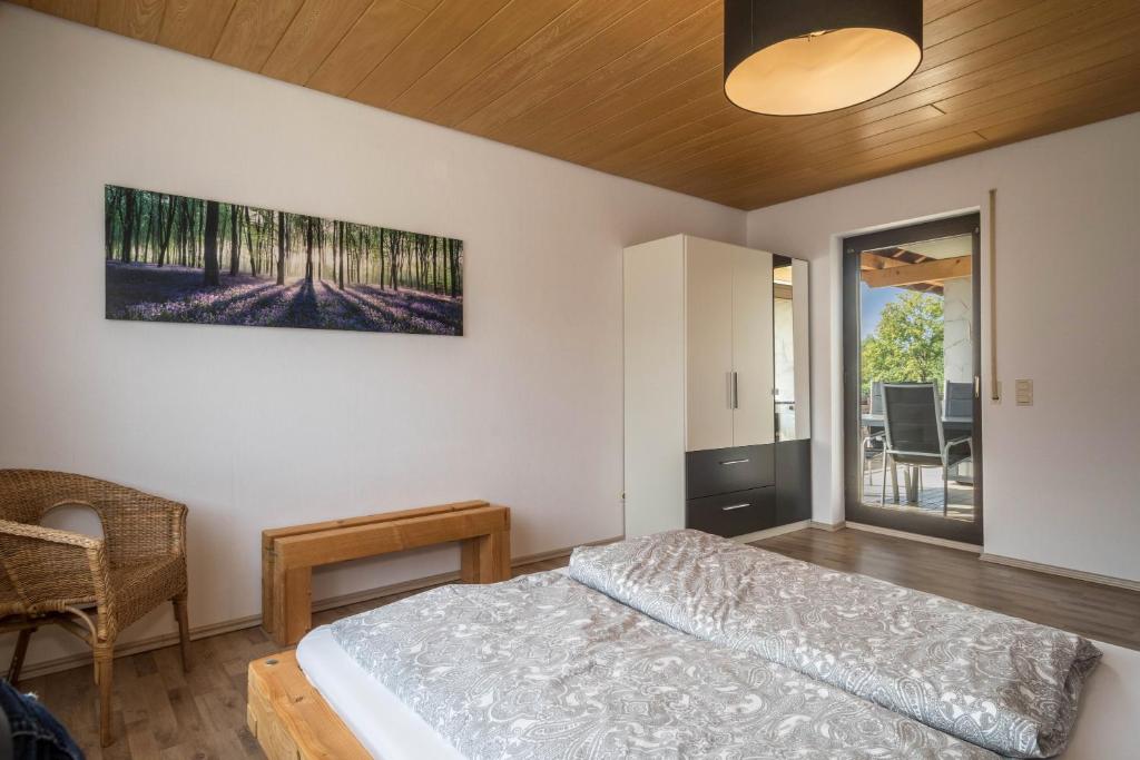 TV a/nebo společenská místnost v ubytování Ferienwohnung im Haus Metzger