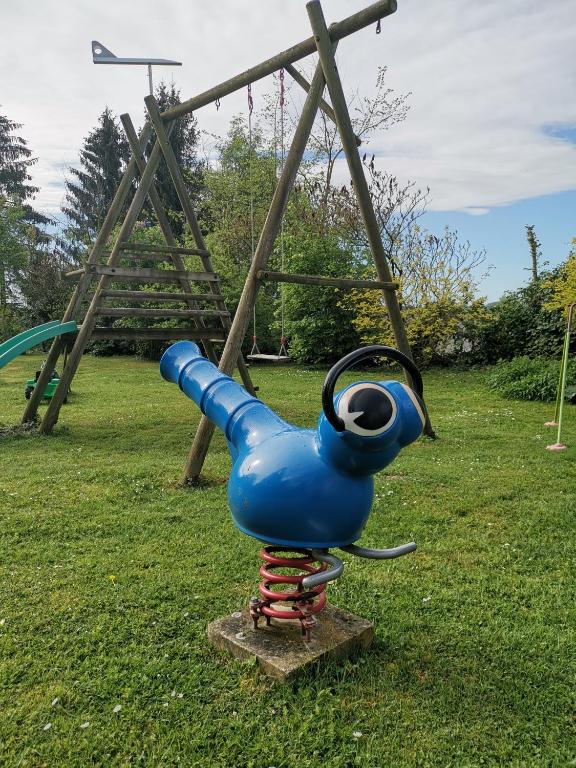 Herní místnost nebo prostor pro děti v ubytování Gîte Côté Prairie classé 4 etoiles