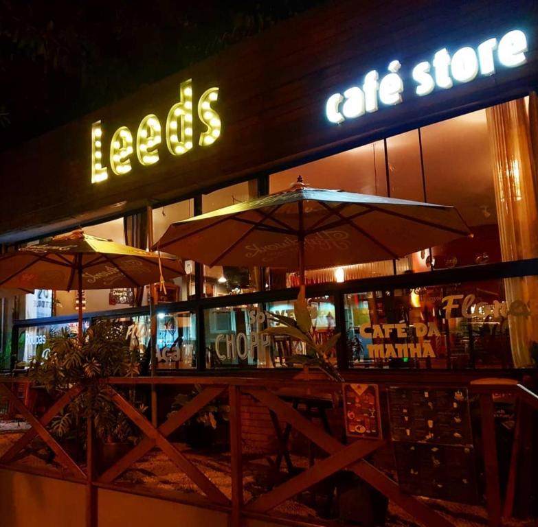  Leeds café store