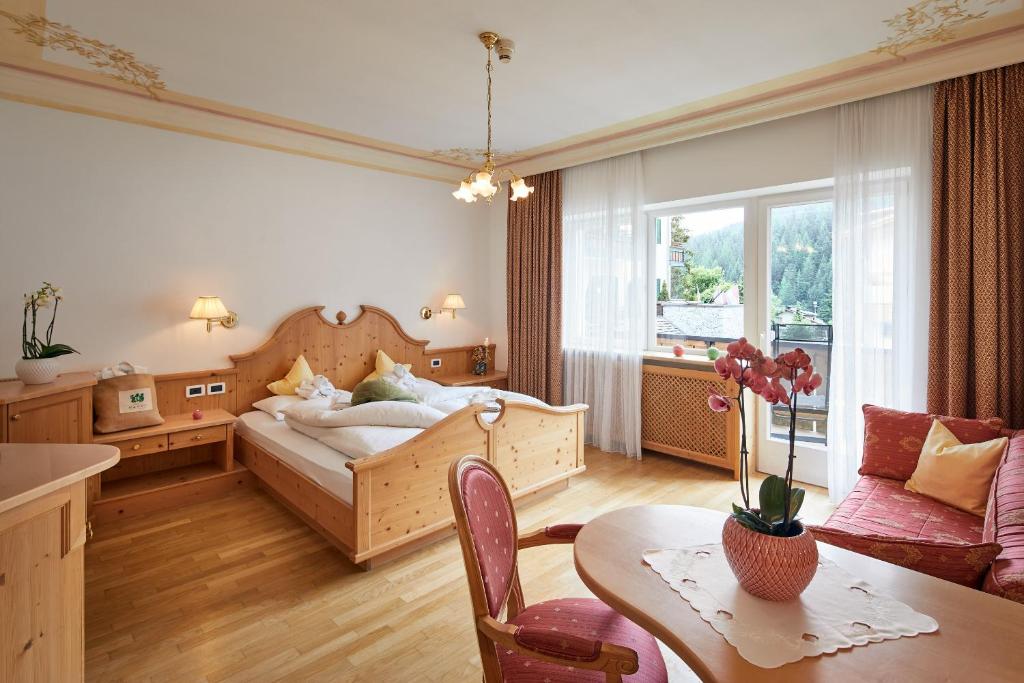 Posezení v ubytování Dolomites Wellness Hotel Savoy