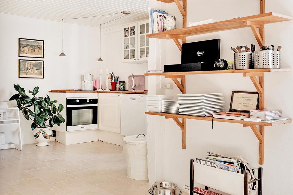 Kuchyň nebo kuchyňský kout v ubytování Åløkke BnB