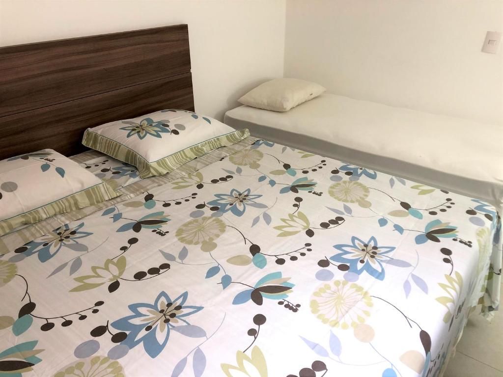  Cobertura completa com mesa de Sinuca e Jacuzzi