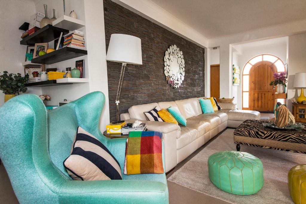 Uma área de estar em D09 - Porto de Mós Luxury Villa