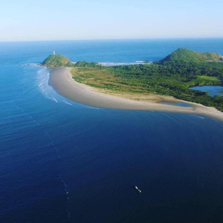  Ilha do Mel Pousadas e Casas Na Praia de Nova Brasília
