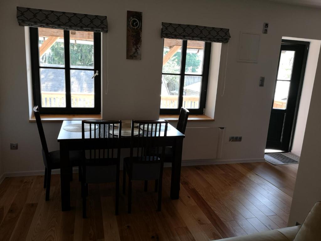 Apartament Zielony - Apartment Mit 1 Schlafzimmer