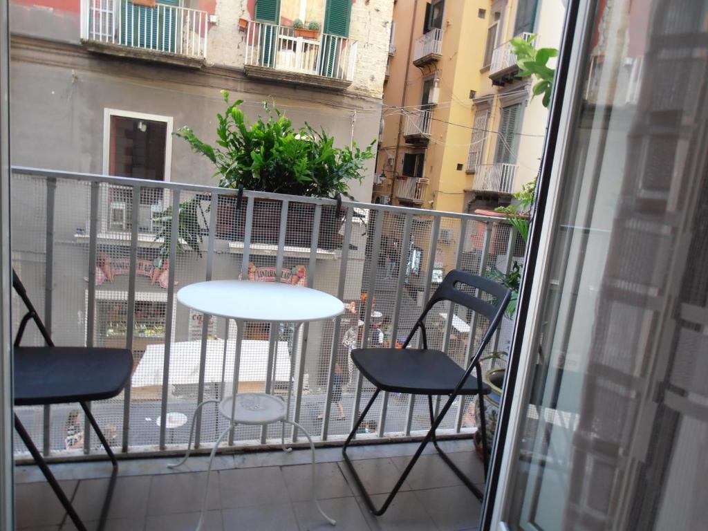 La Residenza Napoli Chiaia short let Apartment Superior Via Chiaia 82 - 13