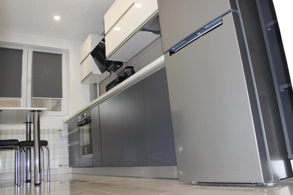 Luxury City Center Apartment – Romana - Resim 36