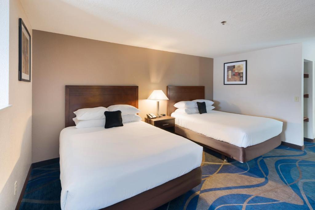 Red Lion Inn & Suites Kennewick Tri-Cities - 
