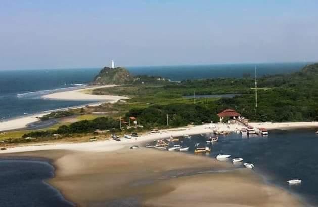 Ilha do Mel Pousadas e Casas Na Praia de Nova Brasília