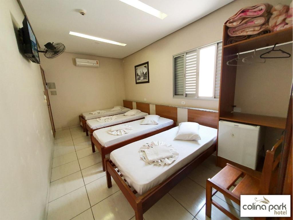  Colina Park Hotel