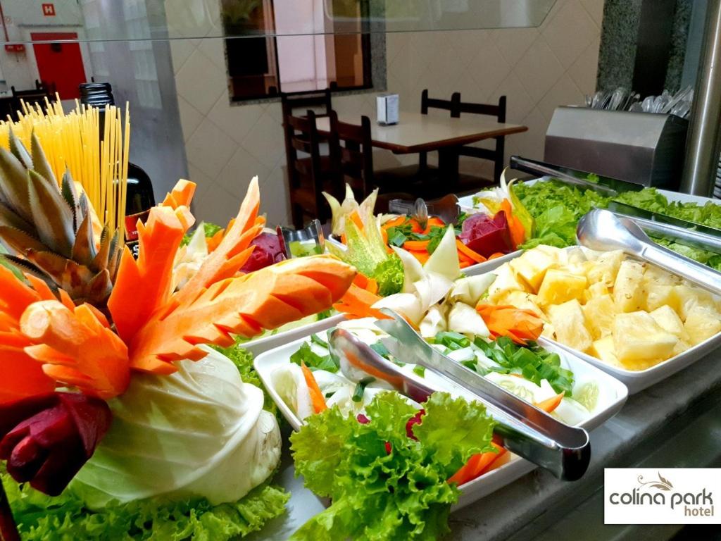  Colina Park Hotel