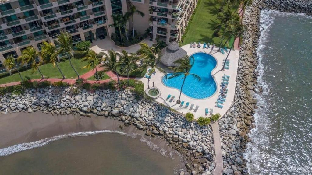 Enjoy ocean breezes and swaying palms at Ocean Vista Residences
