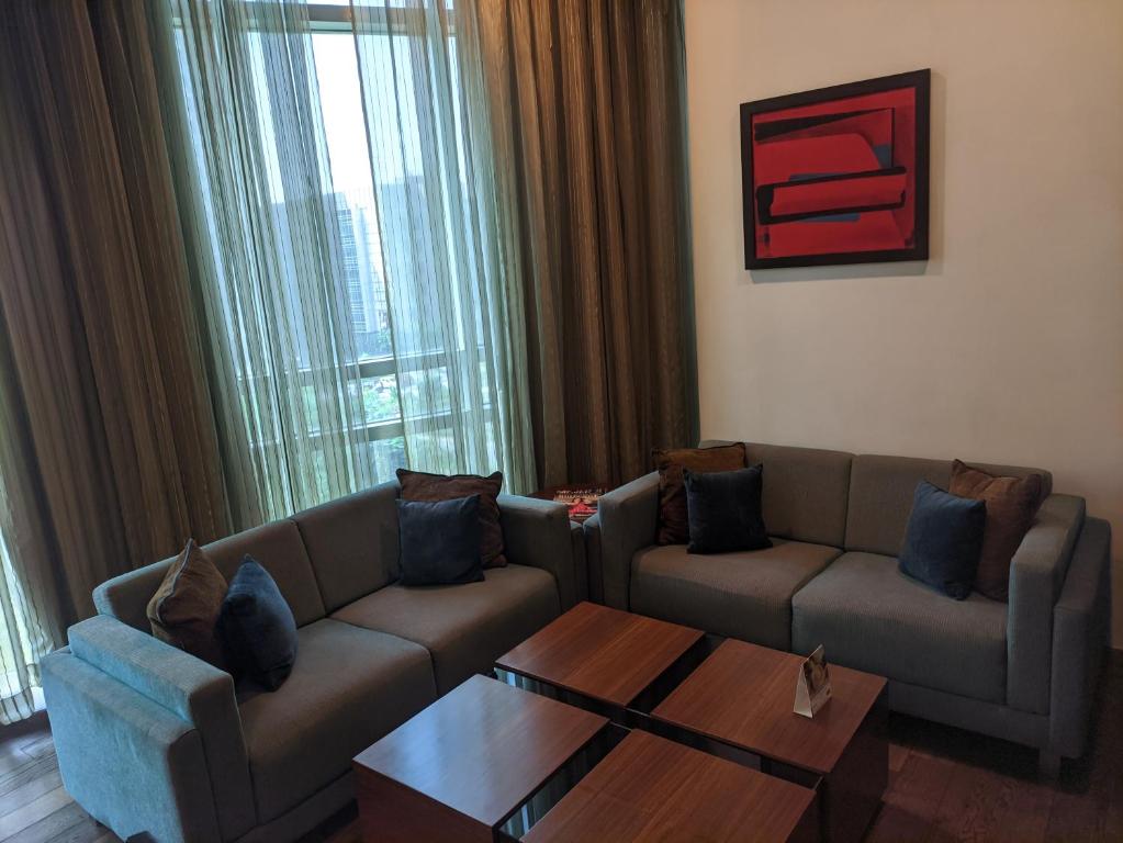 Posezení v ubytování Fortune Select Global, Gurugram - Member ITC Hotels' Group