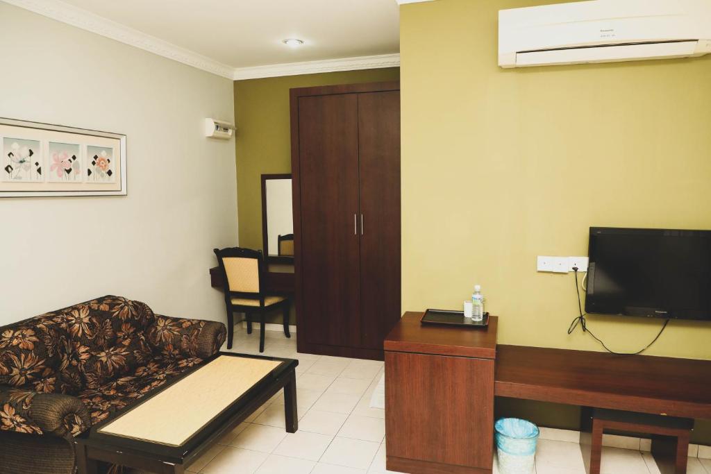 TV a/nebo společenská místnost v ubytování Bayu View Hotel Klang