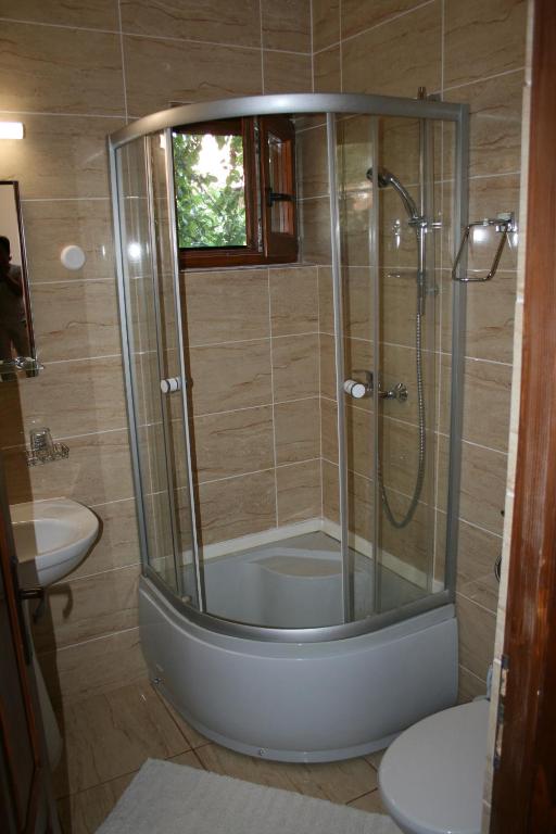 Albinuta Guesthouse - Casa Con Tre Camere Da Letto