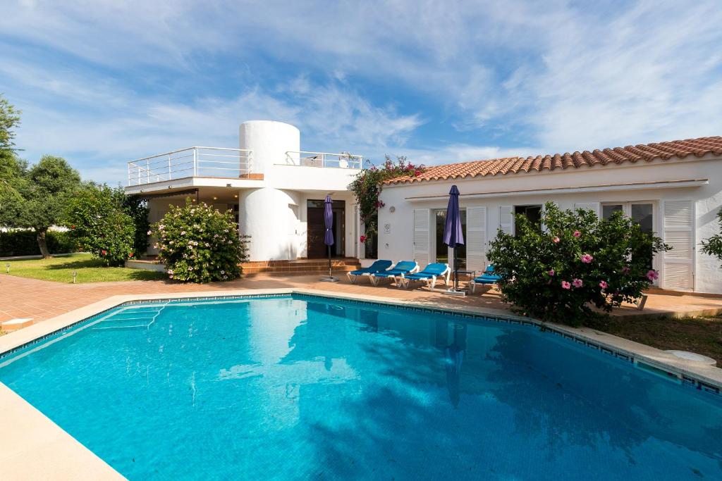 Villa Adele, Binibeca – Updated 2022 Prices