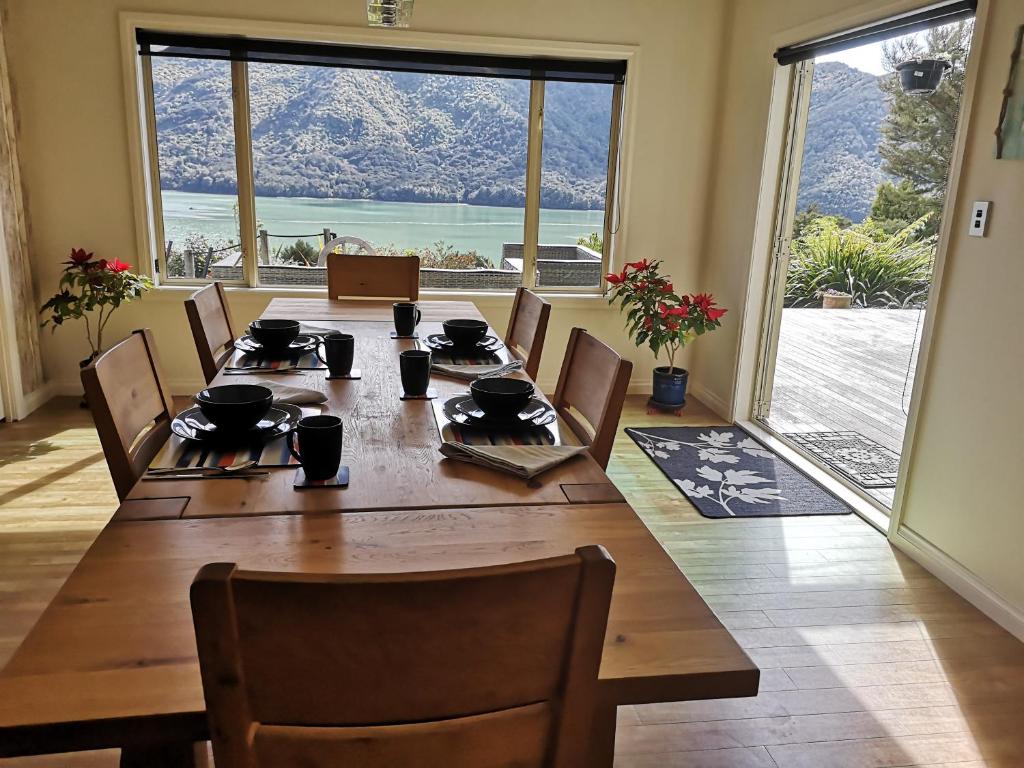 Nespecifikovaný výhled na hory nebo výhled na hory při pohledu z bed and breakfast
