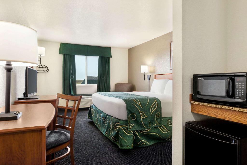 Travelodge by Wyndham North Platte photo