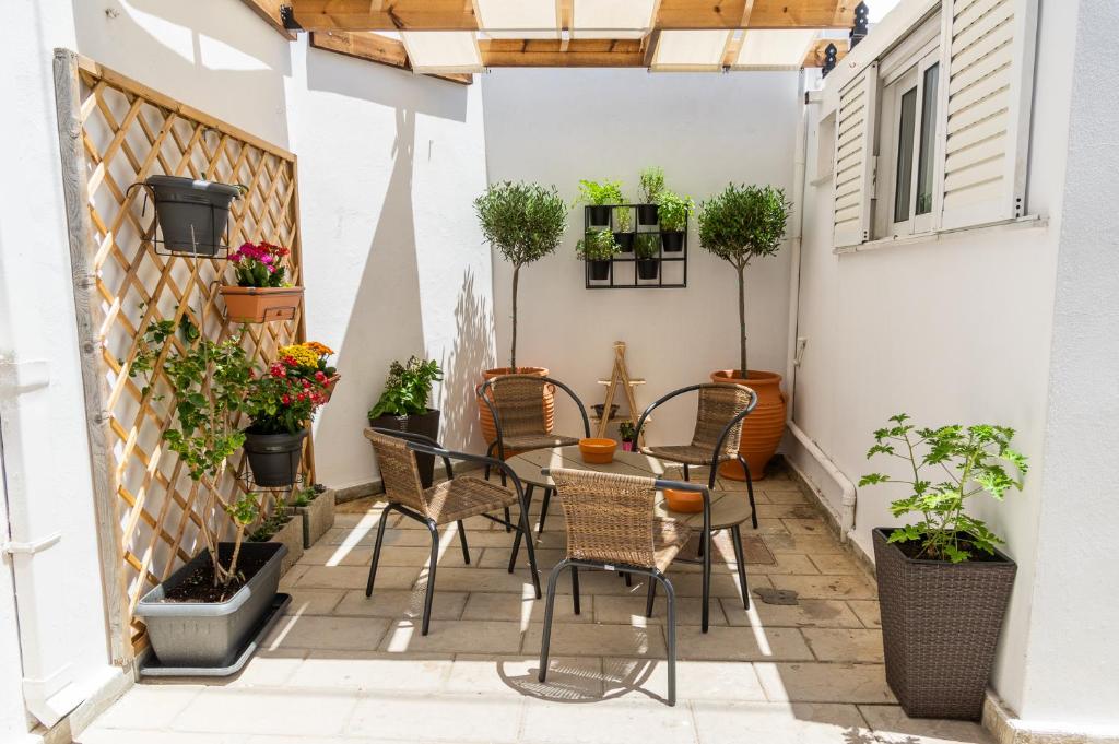 Balkón alebo terasa v ubytovaní Islanders Yard Apartments