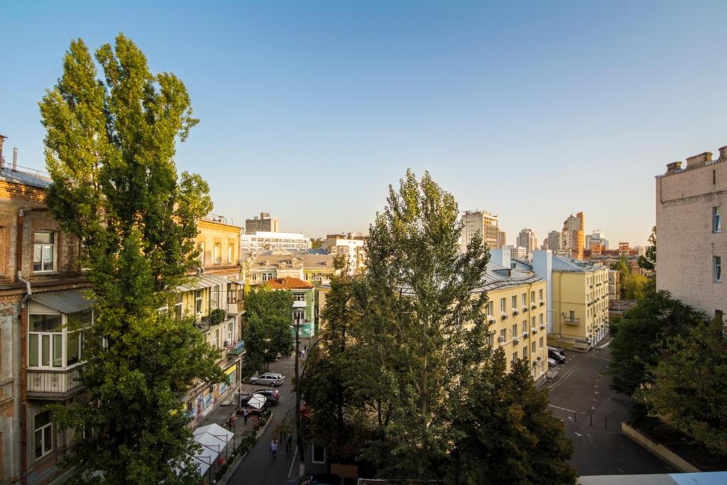 Apartments on Ploshcha Ukrainskykh Heroiv фото 4