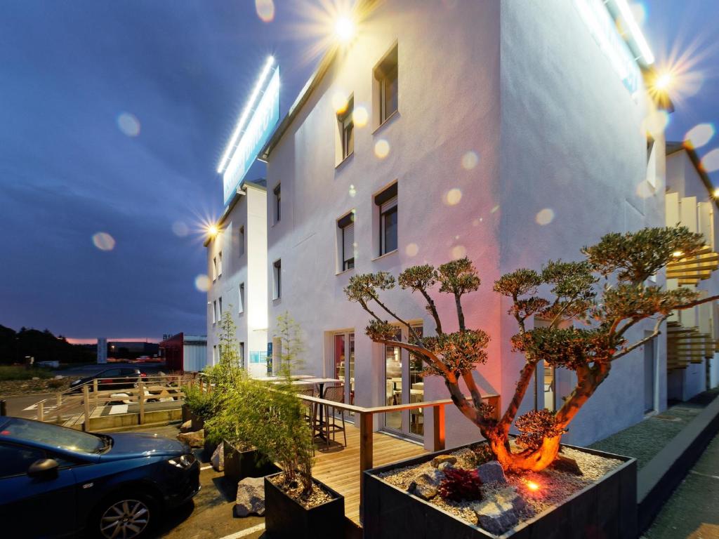 Budova, kde se hotel nachází