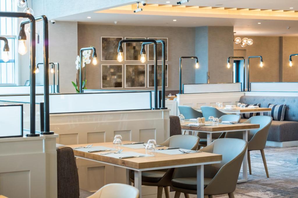 Holiday Inn & Suites - Dubai Festival City by IHG - Resim 45