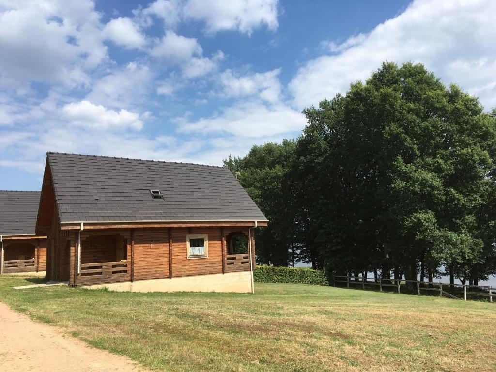 Φωτογραφία από το άλμπουμ του Au bord du lac III σε Montigny-en-Morvan