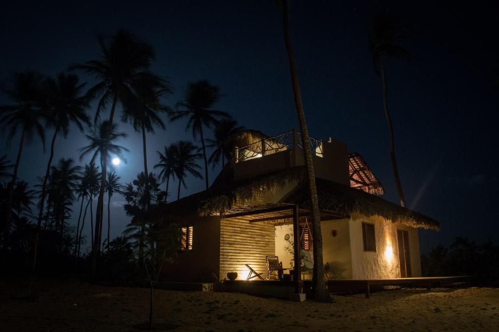  Casa Feliz - large beach house Tatajuba