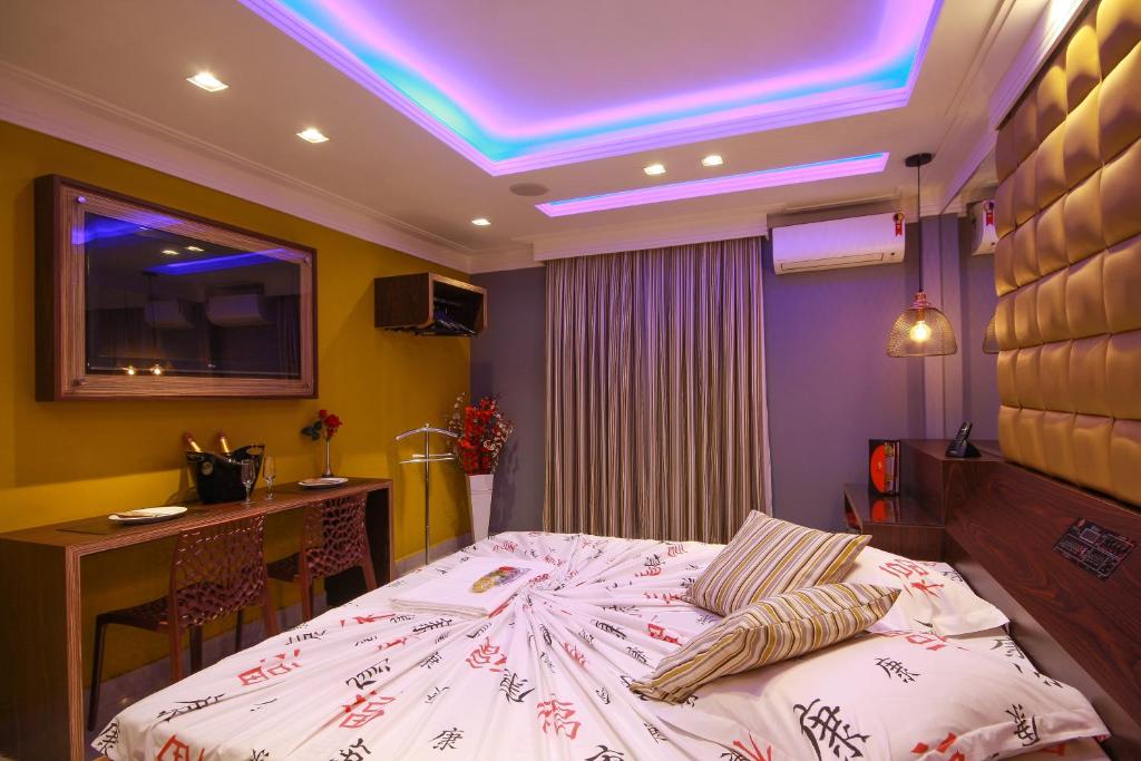  Glória Plaza Hotel (Adults Only)