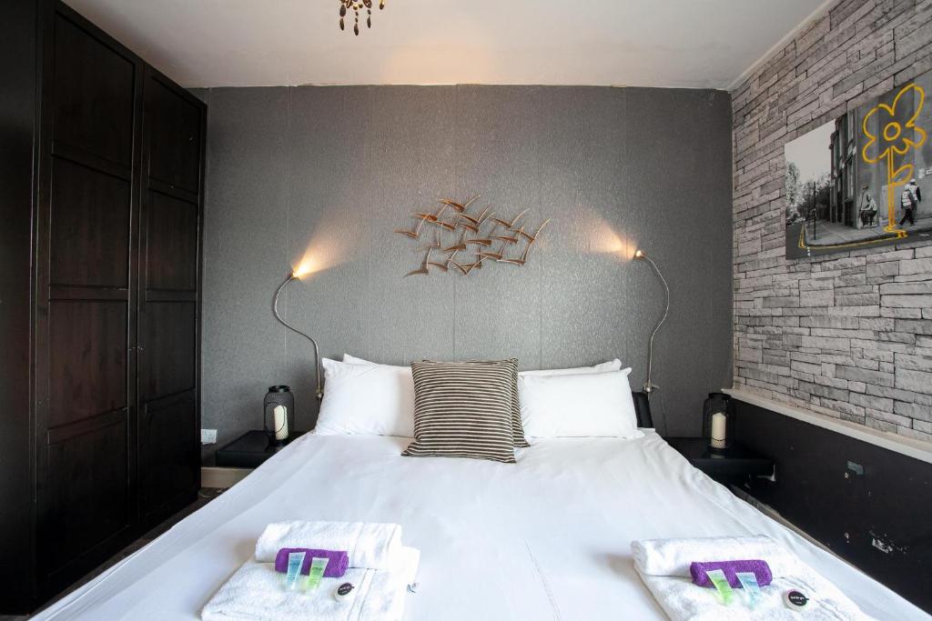 Spacious Apartment in Heart of Manchester City Centre with Panoramic Views