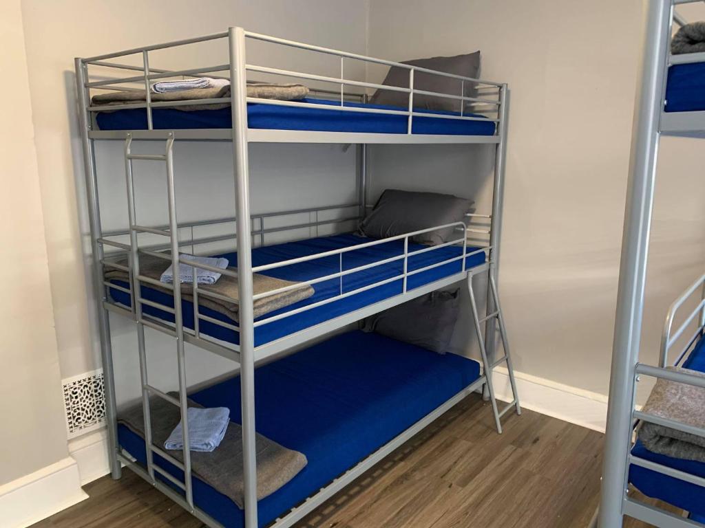 ☆☆ Modern Coed Dorm in Reading ☆☆ - 