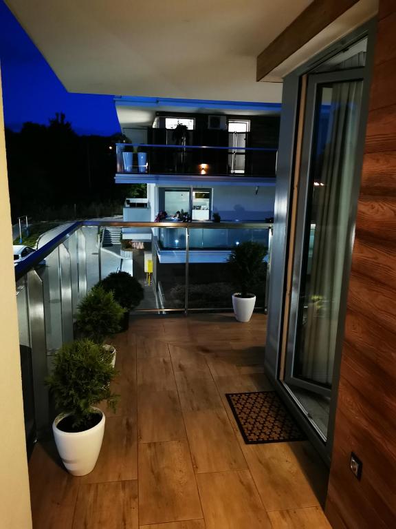 Apartament SZWEDZKA - garaż podziemnym , dostęp 24h code , duży taras 30m - Apartamento De Una Habitación
