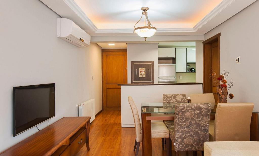 Villa di Pietro 409A - 2 dormitórios no centro  Villa di Pietro 409A - 2 dormitórios no centro