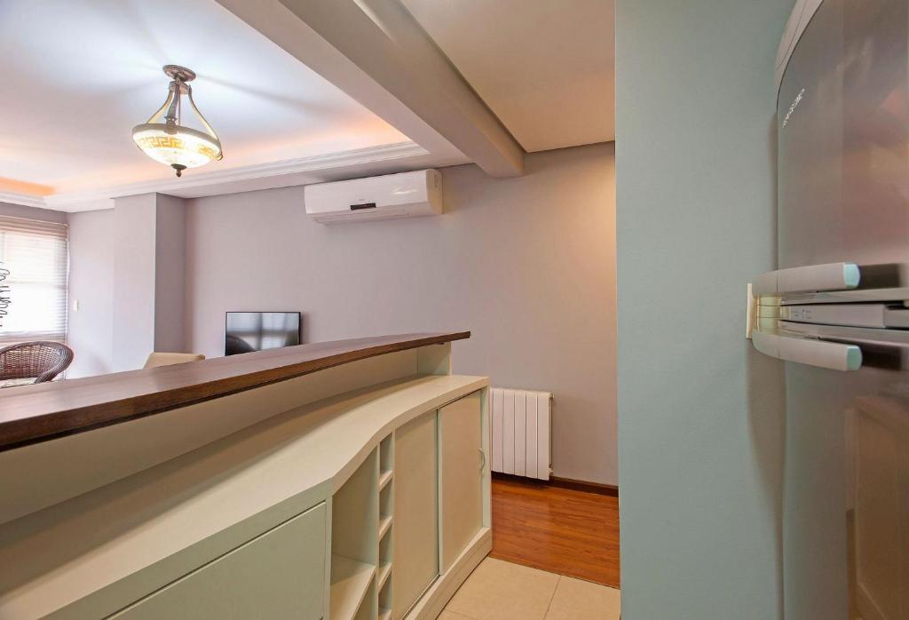 Villa di Pietro 409A - 2 dormitórios no centro  Villa di Pietro 409A - 2 dormitórios no centro