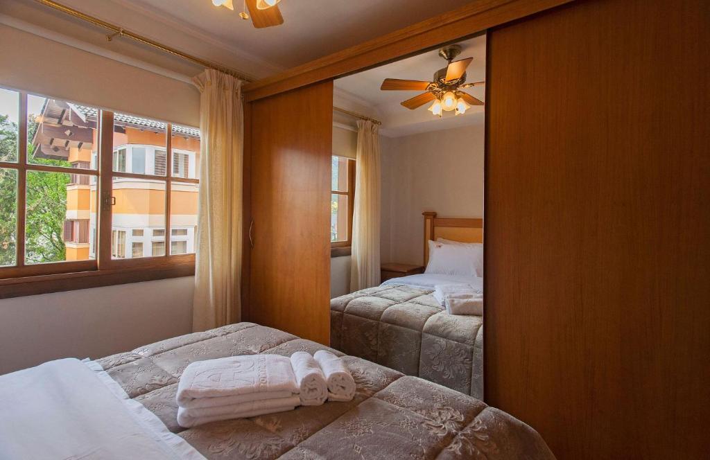 Villa di Pietro 409A - 2 dormitórios no centro  Villa di Pietro 409A - 2 dormitórios no centro