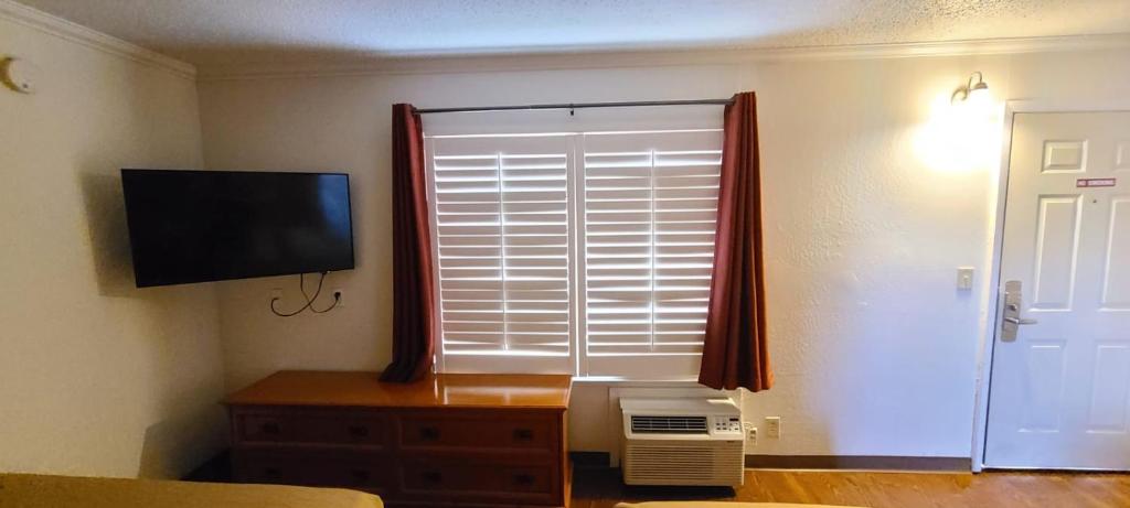 Drift Inn, LLC - Chambre Queen De Luxe Avec Deux Lits Queen