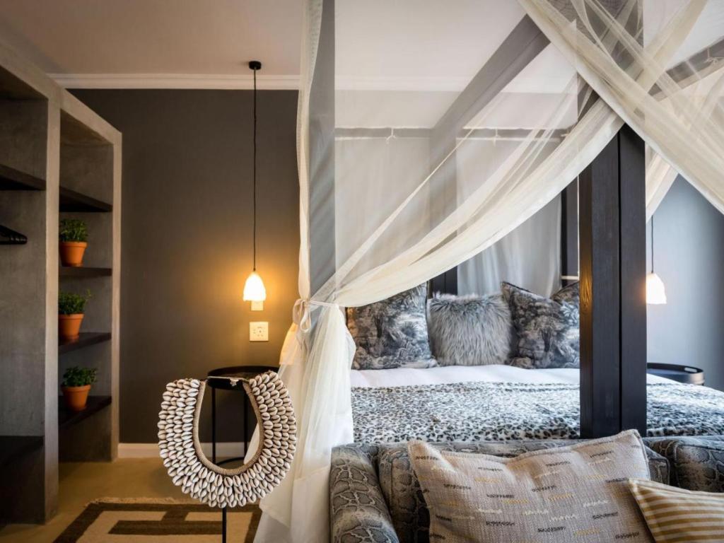 Safari Moon Luxury Bush Lodge - Basis-Suite
