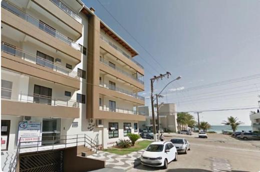  Bombas à 50 metros da praia