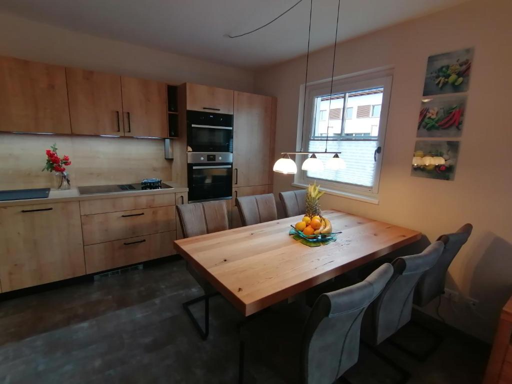 Kuchyňa alebo kuchynka v ubytovaní Komfort Appartements serviced by Auhof