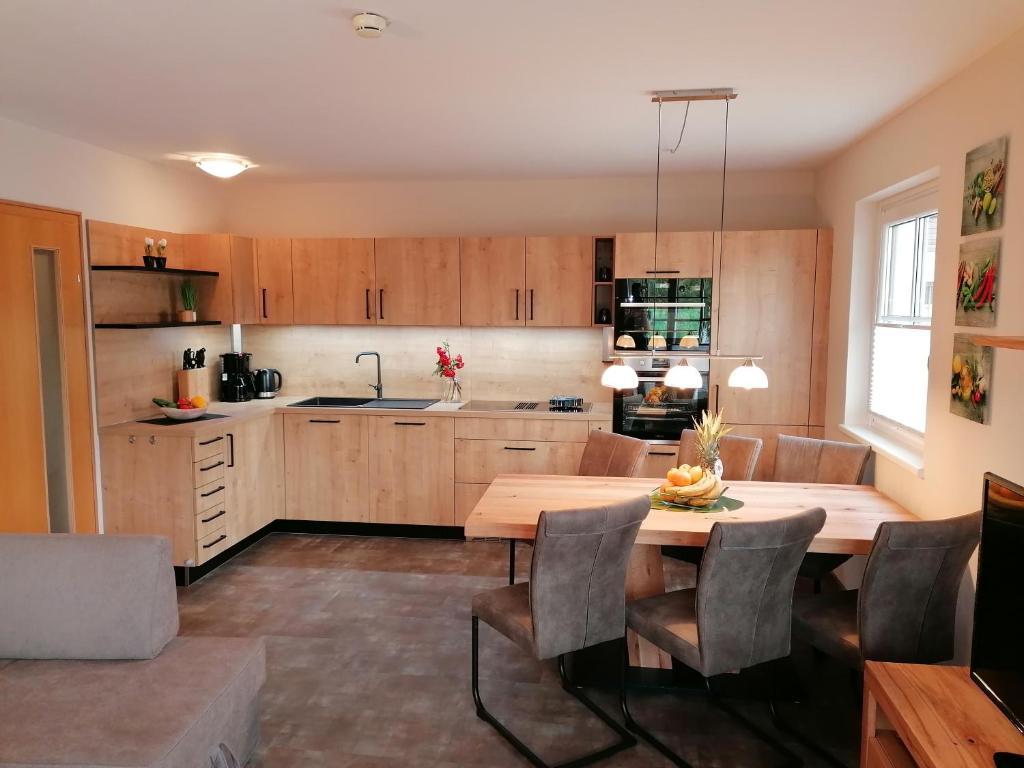 Kuchyňa alebo kuchynka v ubytovaní Komfort Appartements serviced by Auhof