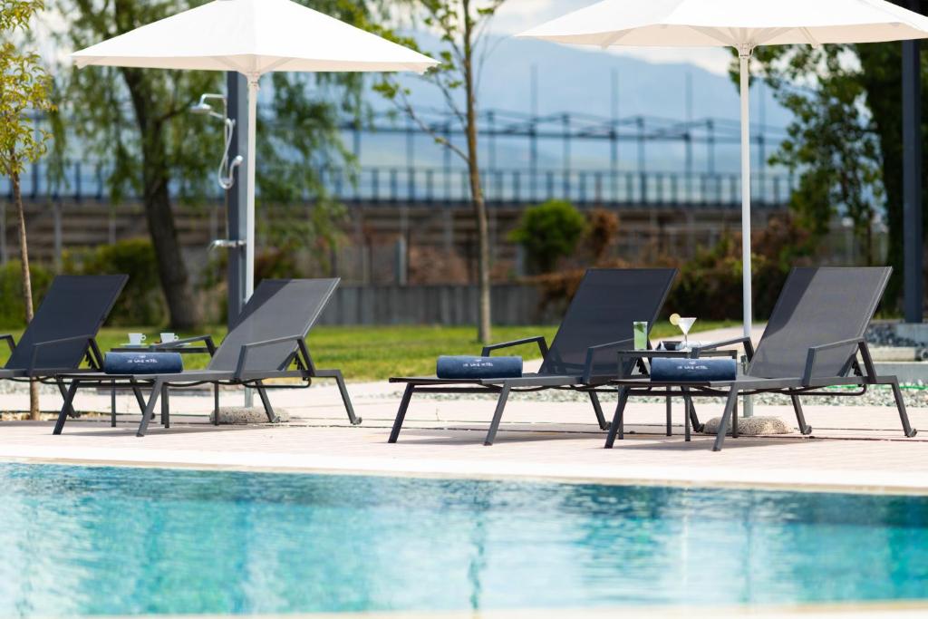 The Lake Hotel - Resim 19